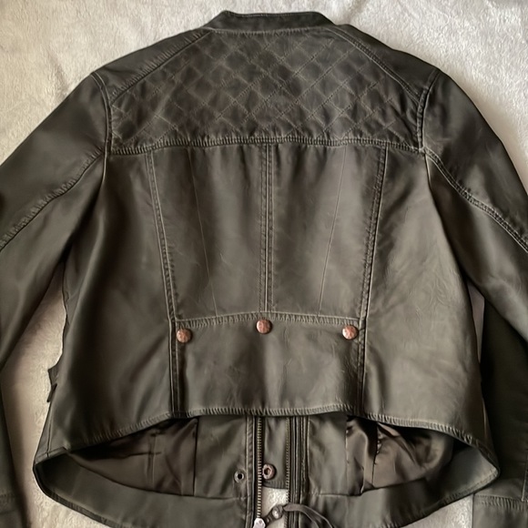 Anthropologie vegan leather, quilted dark olive jacket - Picture 6 of 10